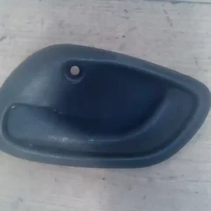 Árcsökkenés SUZUKI WagonR+ Bal hátsó belső kilincs bontott alkatrész