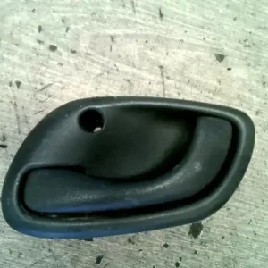 Akció SUZUKI WagonR+ Bal hátsó belső kilincs 5 ajtós, ferdehátú bontott alkatrész