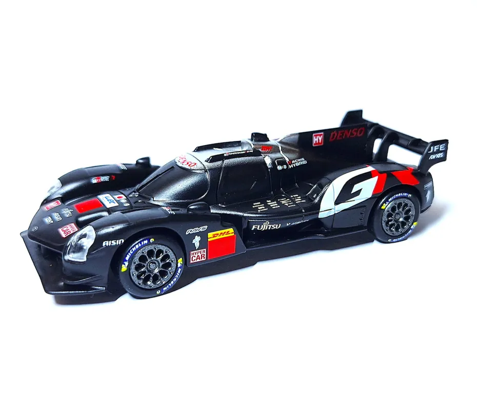 Végkiárusítás Toyota GR010 Hybrid Le Mans hátrahúzós játékautó 1:64